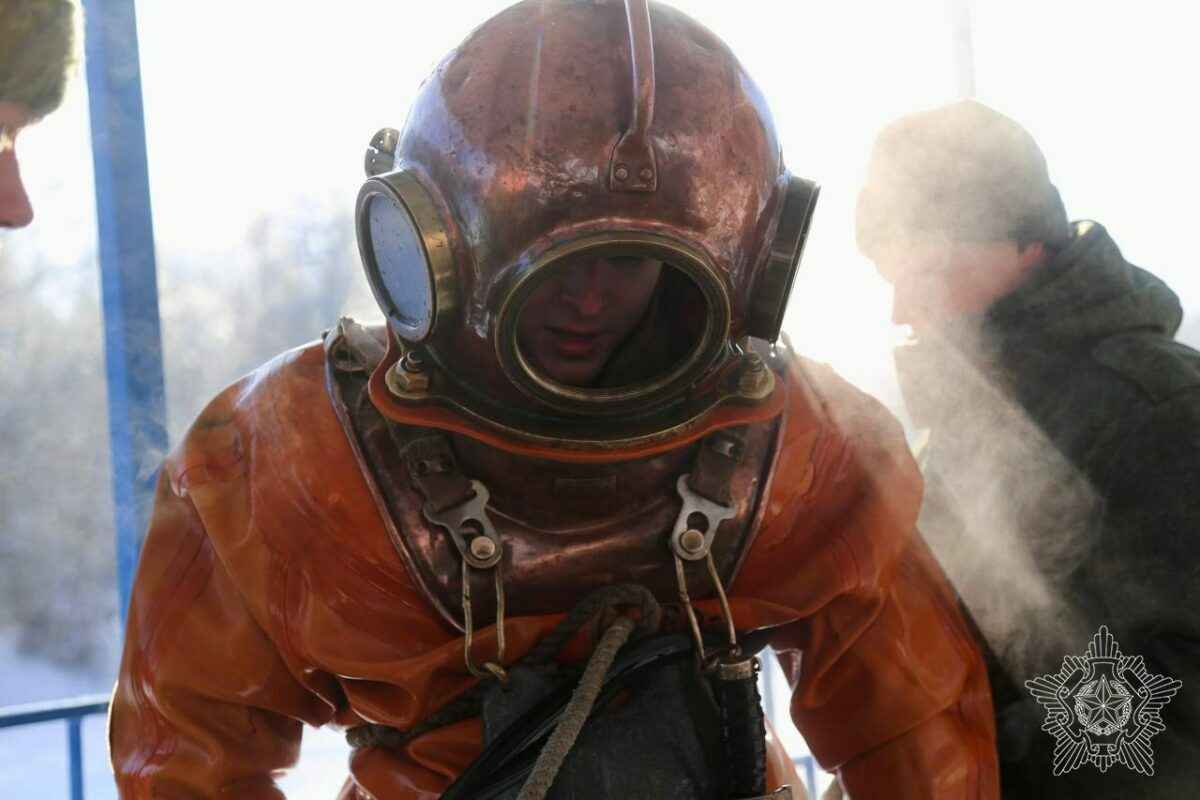 На Могилевщине собрались военные водолазы со всей страны