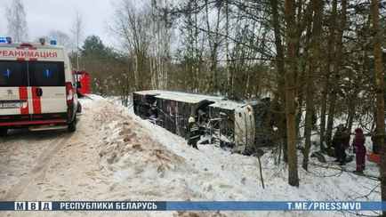 Под Минском перевернулся автобус с 47 пассажирами