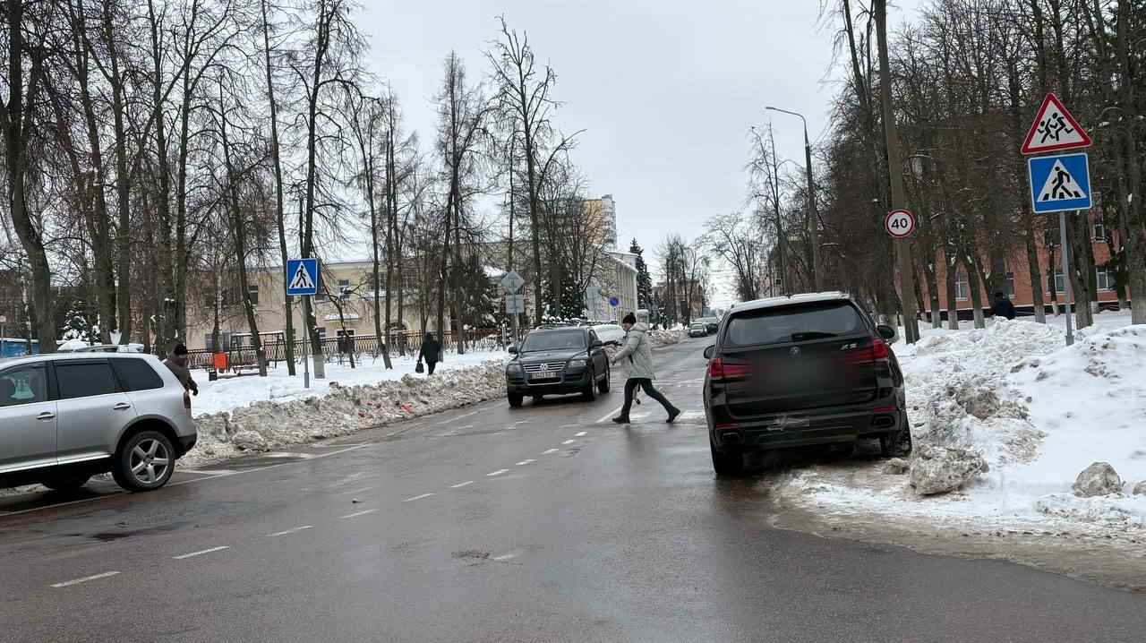 В Гомеле эвакуаторы взялась за проблему, которую водители создают по всей Беларуси