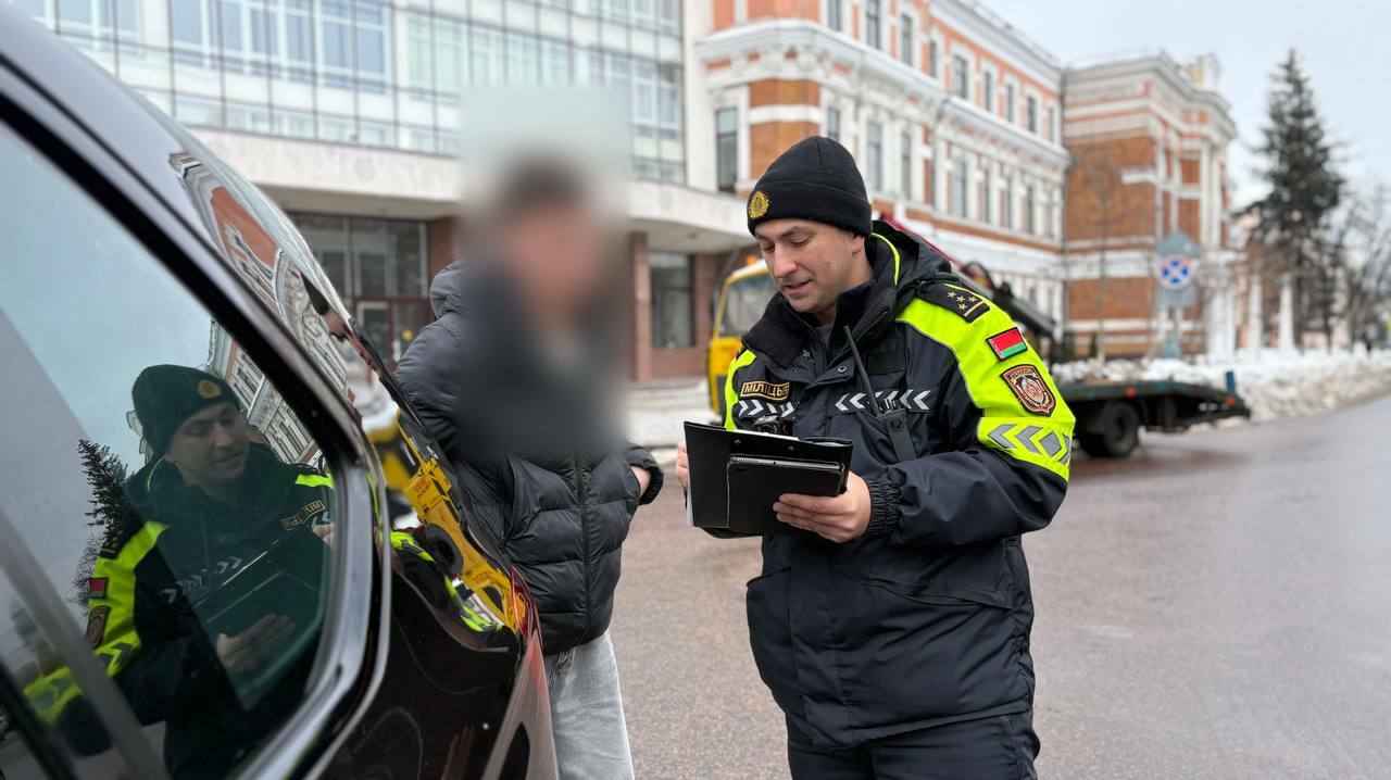 В Гомеле эвакуаторы взялась за проблему, которую водители создают по всей Беларуси