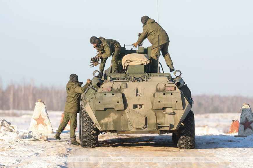 Лукашенко подписал указ о весеннем призыве в армию и увольнении из нее