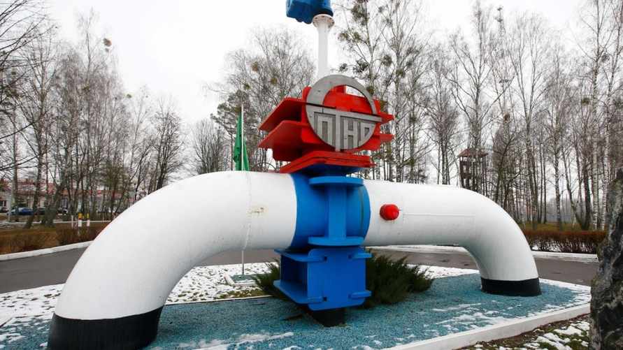 Киев назвал шантажом угрозы Венгрии и Словакии прекратить поставки электроэнергии