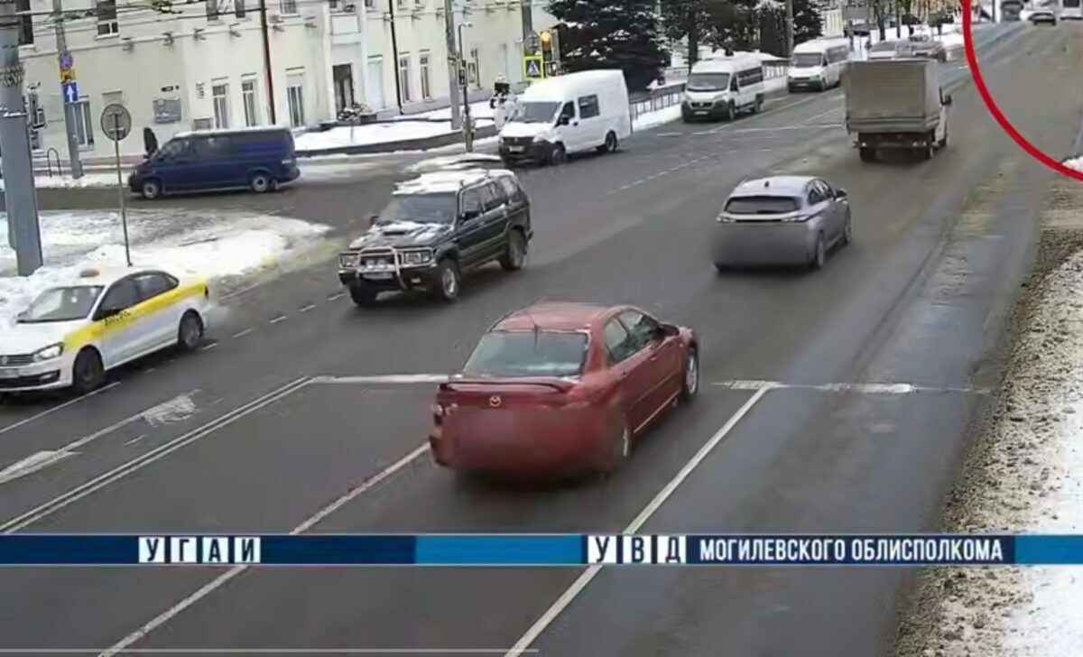 В Могилеве ГАИ показала, за что оштрафовала трёх водителей за считанные секунды