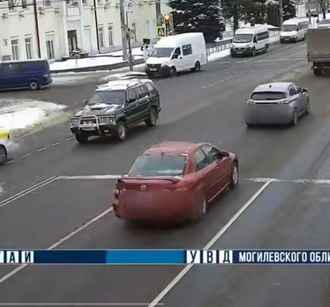 В Могилеве ГАИ показала, за что оштрафовала трёх водителей за считанные секунды