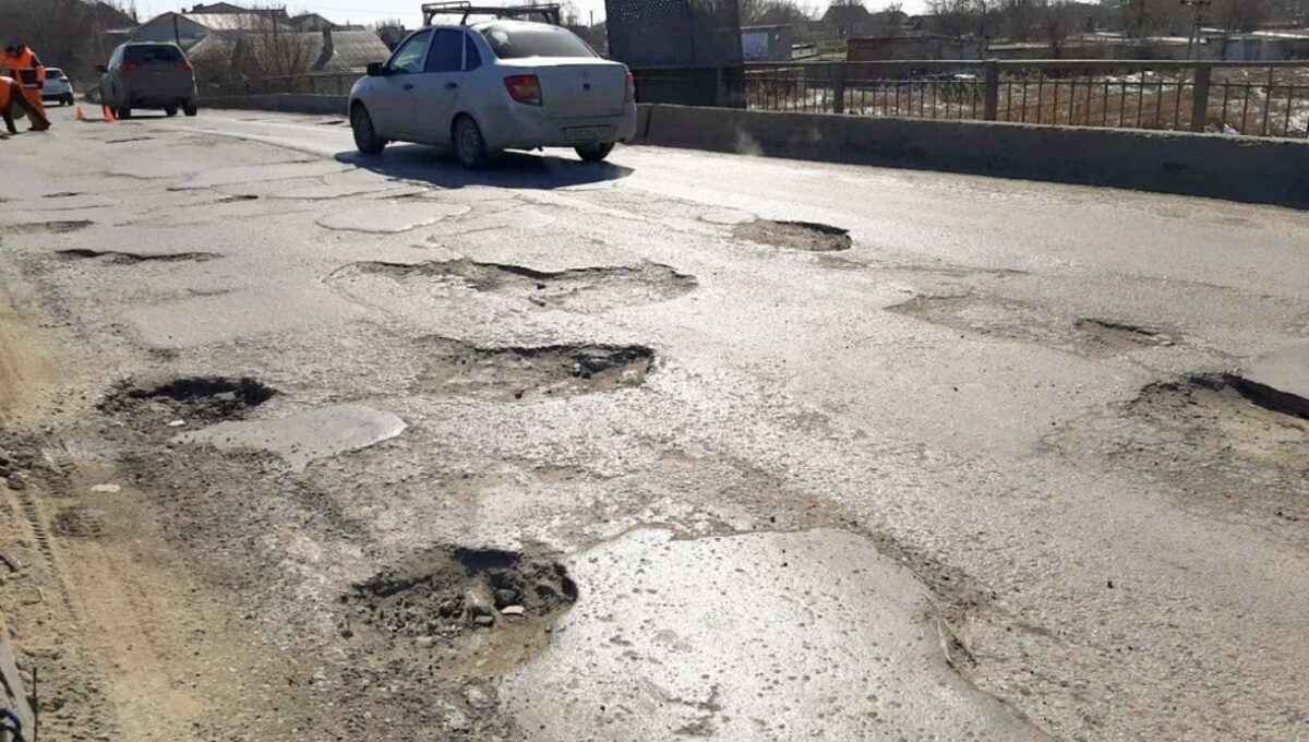 Как белорусам быстро пожаловаться на ямы на дороге? ГАИ предложила сделать фото и еще два шага