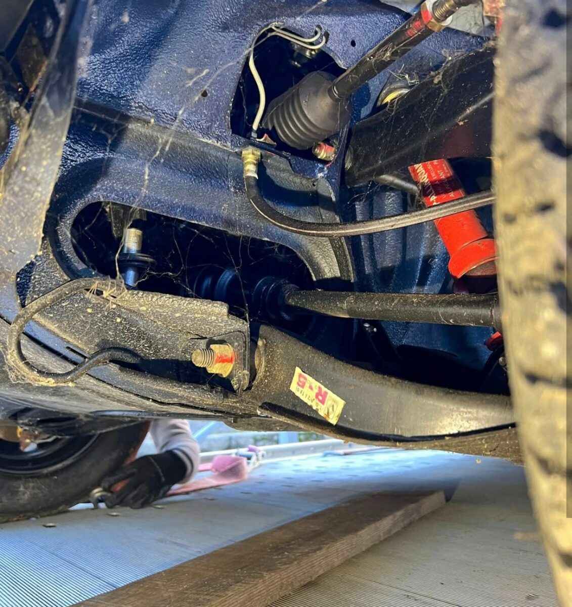 Во Франции нашли Renault 1982 года не бита, не крашена, пробег 12 км. Продадут за 100 000 евро?