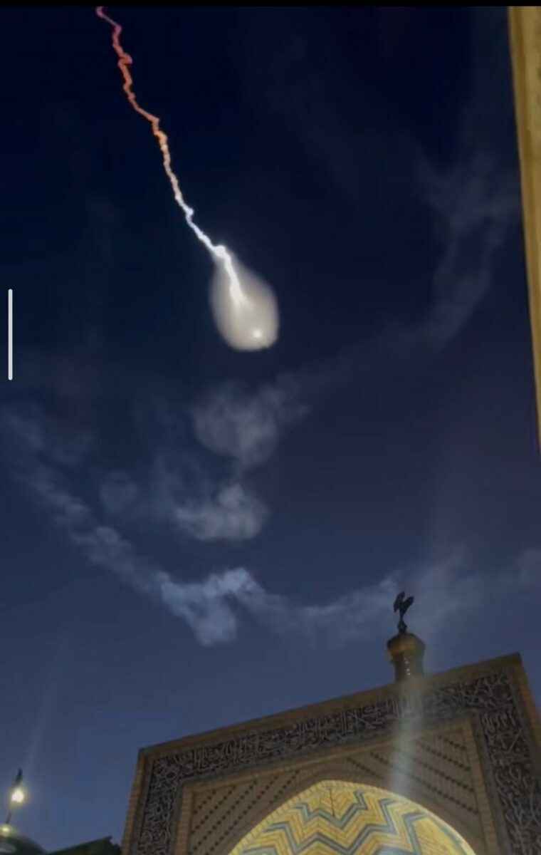 Иран запустил ракеты-медузы Фаттах