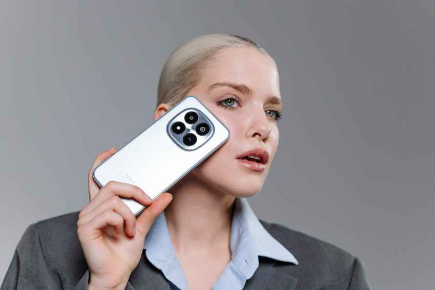 Сверхпрочный смартфон - шанс выиграть электромобиль! Обзор Redmi Note 15 Pro+ 5G