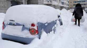 До 1125 рублей. В ЖКХ рассказали, сколько минчан уже оштрафовали за снег у авто