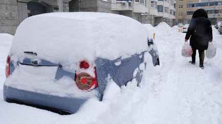 До 1125 рублей. В ЖКХ рассказали, сколько минчан уже оштрафовали за снег у авто