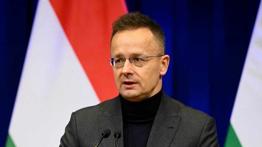 Венгрия заблокирует 20-й пакет санкций ЕС против РФ — Сийярто