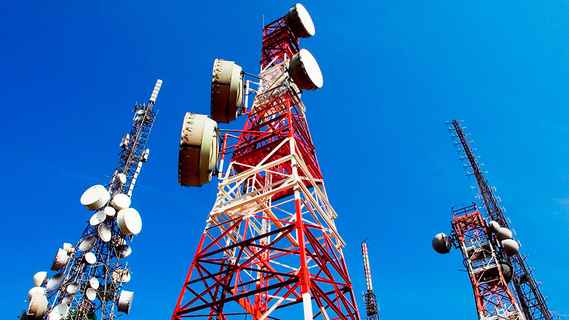 Мобильные операторы Беларуси объявили новые условия с 23 февраля. Настоящий безлимит останется?