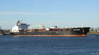 Китай и Россия отправили судно для прорыва американской блокады Кубы