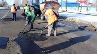 Дорожники Минска объяснили, почему на дорогах стало больше ям — «Плохо дышит»