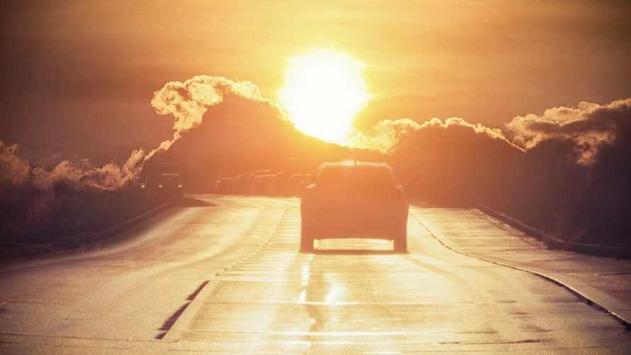 ГАИ попросила водителей поднять кресла и взять в дорогу один аксессуар. Можно уже менять резину?