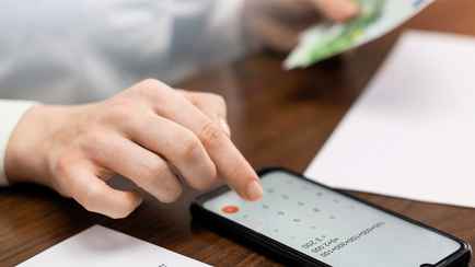 Один из банков предупредил белорусов о 5 днях проблем с погашением кредитов