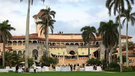 Вооруженный неизвестный проник в поместье Трампа