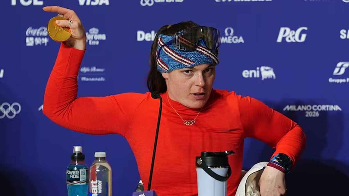 Организаторы дали неожиданное объяснение, почему Олимпийские медали разваливаются на части