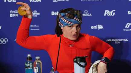 Организаторы дали неожиданное объяснение, почему Олимпийские медали разваливаются на части