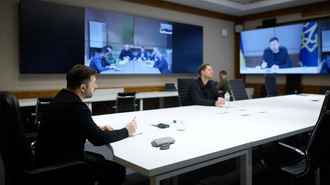 Зеленский обвинил Россию в затягивании мирных переговоров в Женеве