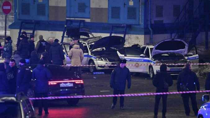 В Москве на вокзале подорвали автомобиль ДПС – двое погибших