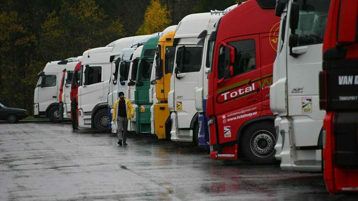 Литовцы заберут не все грузовики? В Linava назвали причины
