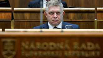 В Словакии полиция завела дело о госизмене на премьера Фицо