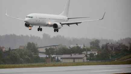 В Литве снова останавливали аэропорт из-за воздушных шаров