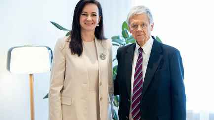 Спецпосланник Трампа по Беларуси Джон Коул прибыл в Вильнюс