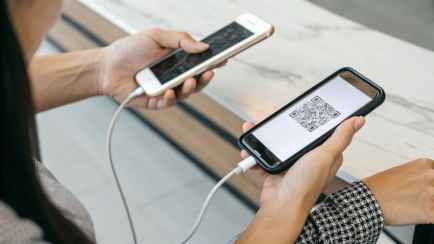 Альфа-Банк пообещал белорусам с iPhone нестандартную установку своего INSNC