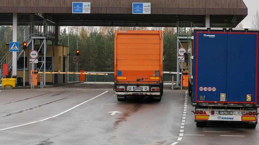 В Литву из Беларуси вернулись меньше 10% застрявших в Беларуси фур