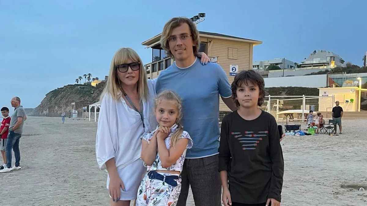 Лукашенко рассказал, почему "Пугачева — молодец"