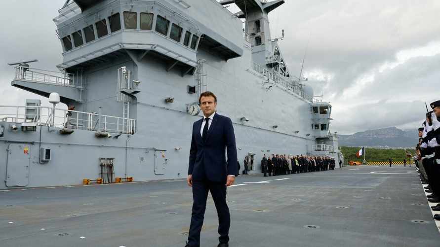 Франция согласилась прислать военные корабли к берегам Ирана. Но с условием