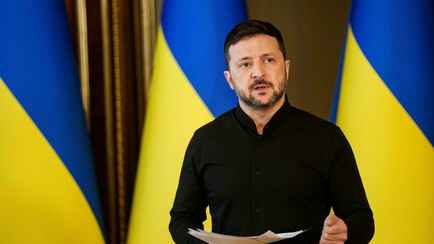 Россия дала Украине 2 месяца на вывод войск с Донбасса — Зеленский