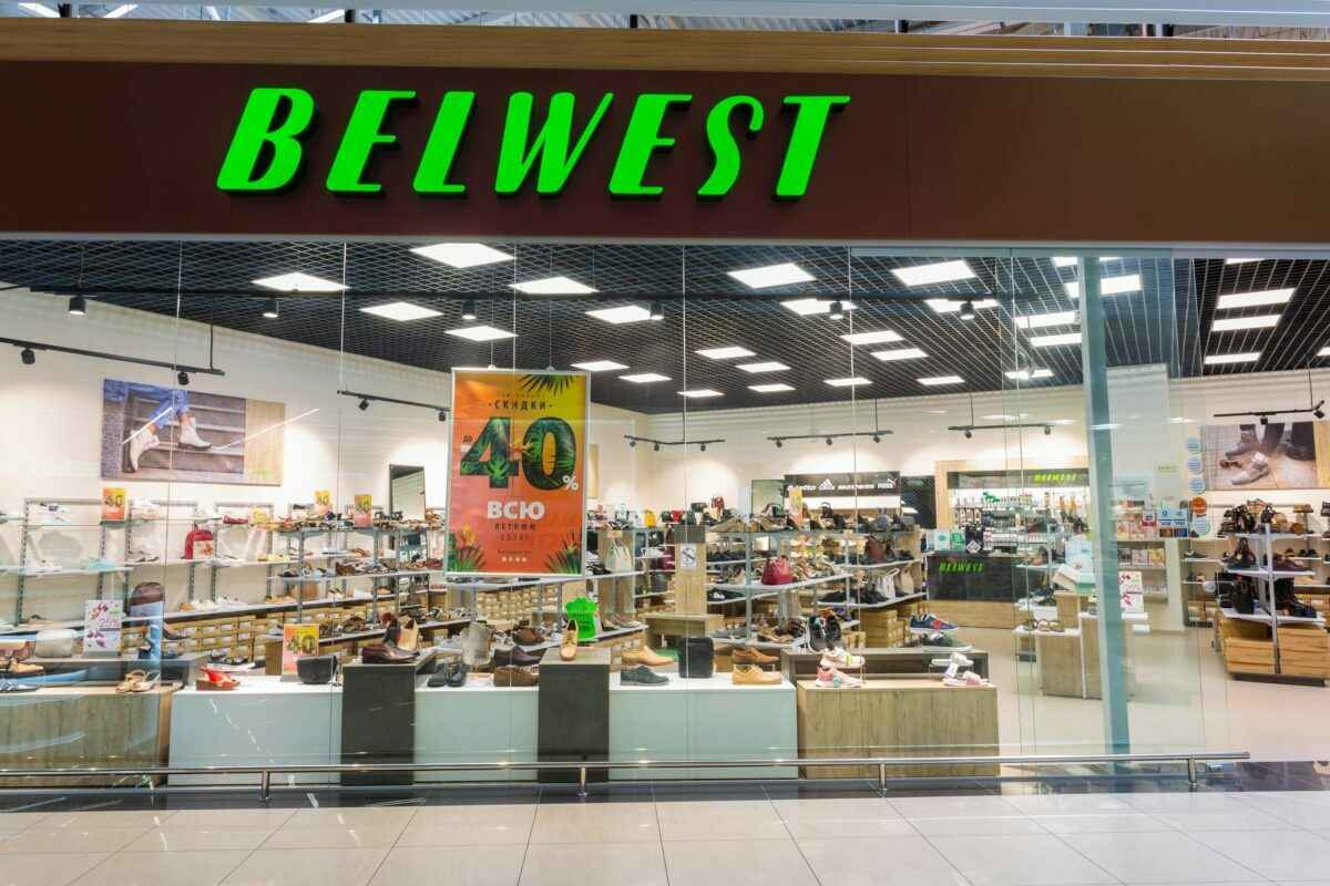 Беллегпром объявил о выпуске обуви по моде «с парижских подиумов». Но с одним нюансом