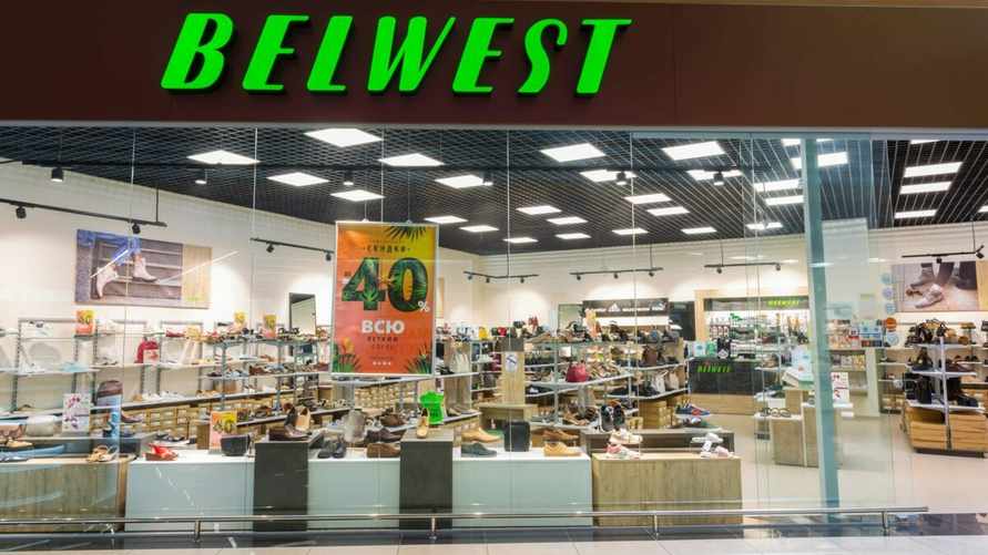 Беллегпром объявил о выпуске обуви по моде «с парижских подиумов». Но с одним нюансом