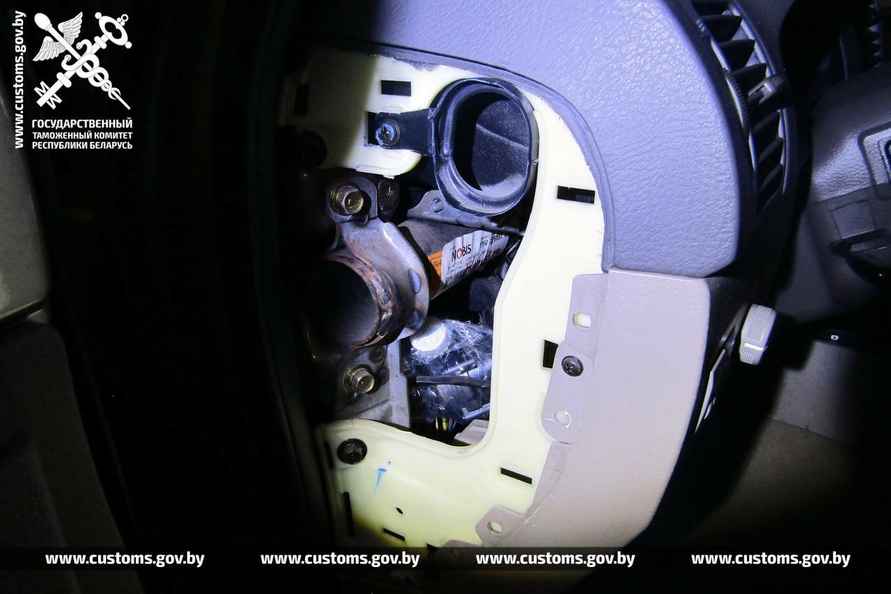 Таможня на примере показала белорусам, когда может забрать автомобиль на границе