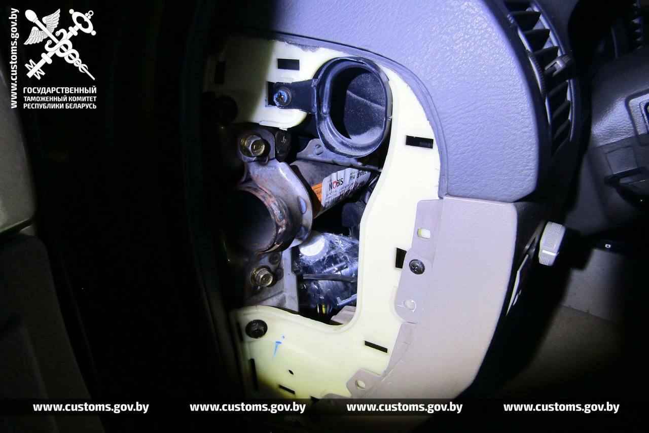 Таможня на примере показала белорусам, когда может забрать автомобиль на границе