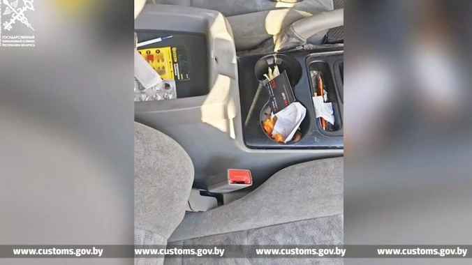 Таможня на примере показала белорусам, когда может забрать автомобиль на границе