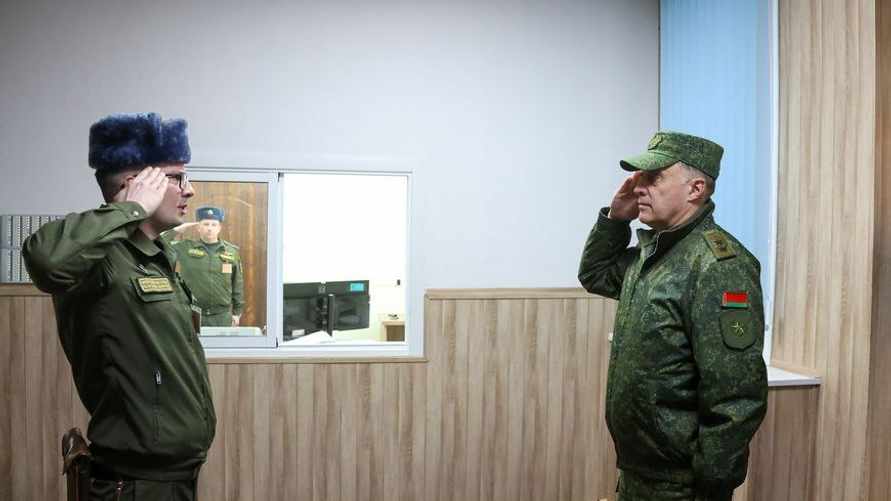 Лукашенко распорядился провести проверку ПВО