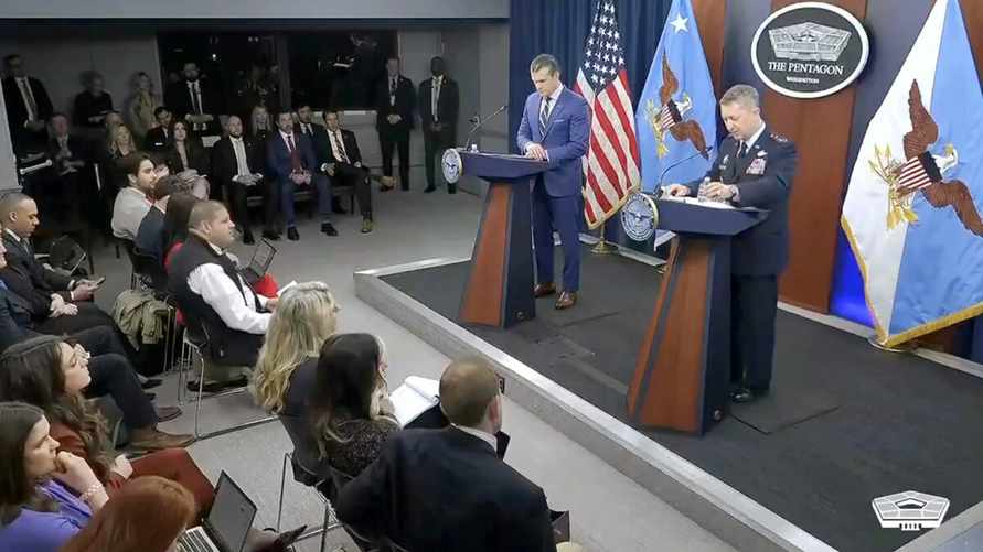 Хегсет объявил о начале «самых интенсивных» бомбардировок Ирана