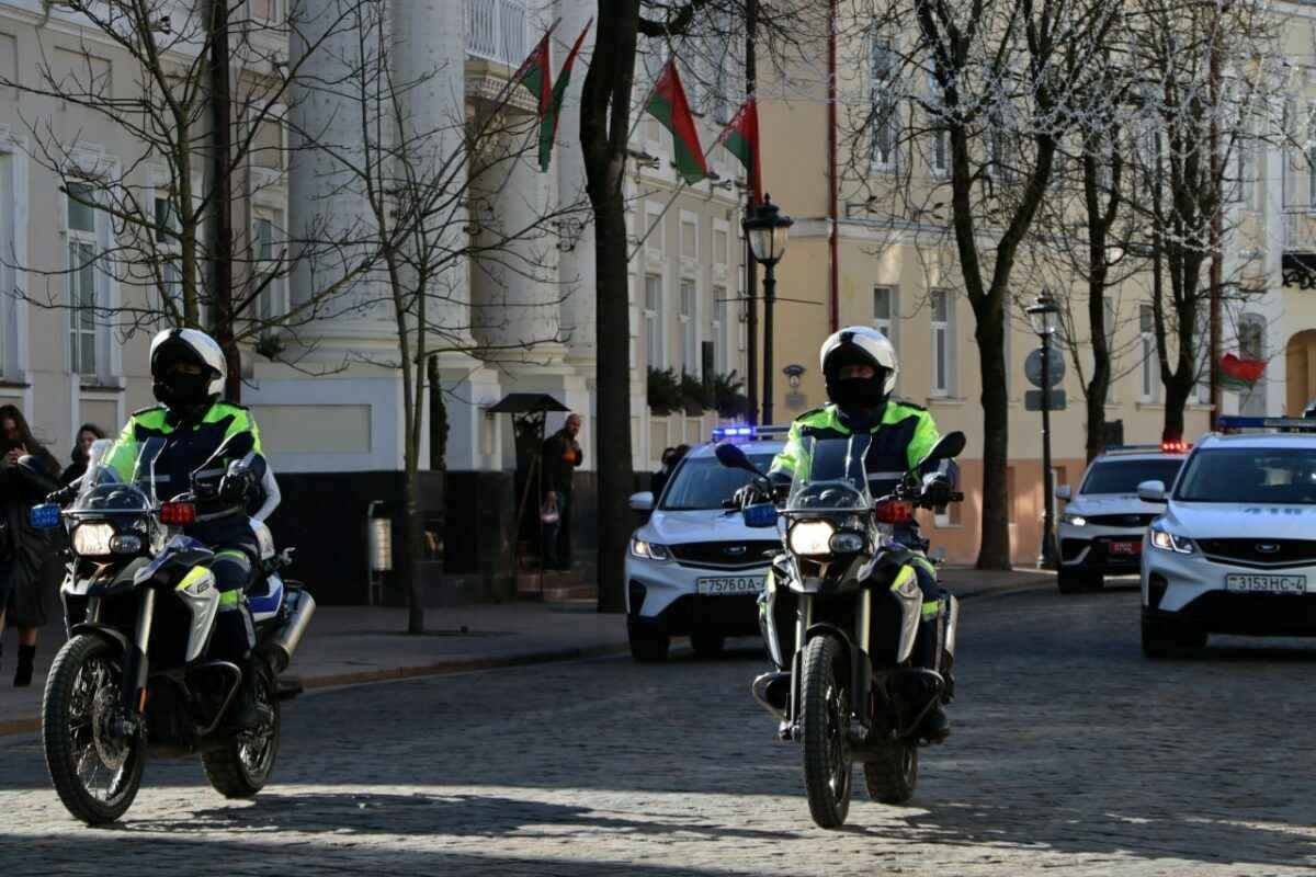 Милиция предупредила белорусов о 15 лет тюрьмы за использование лазерных указок