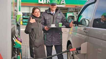 «Белоруснефть» отправила работать на заправки директоров. Клиентам же пообещали 50% скидки