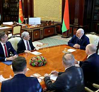 Лукашенко попросил передать в Белый дом: «Я сторонник Трампа»