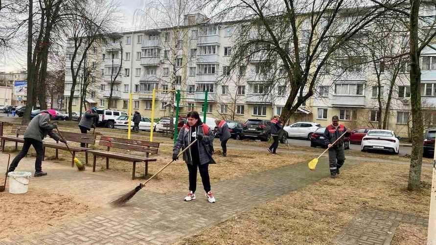 МинЖКХ призвало белорусов не ждать, пока уберет «кто-то другой»