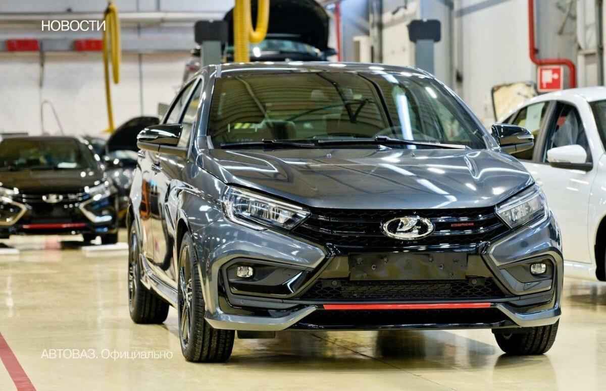 АвтоВАЗ предложил Lada Vesta за 41 000 долларов