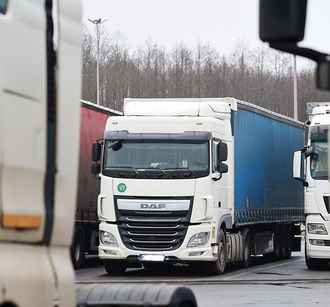 Литовские компании распродают имущество, чтобы оплатить выезд застрявших фур из Беларуси — Linava