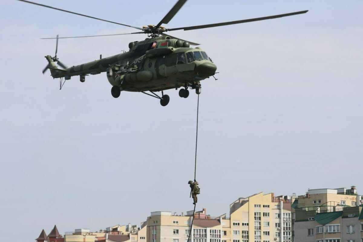 В Пинске МВД тренировалось «пресекать массовые беспорядки» с помощью спецсредств