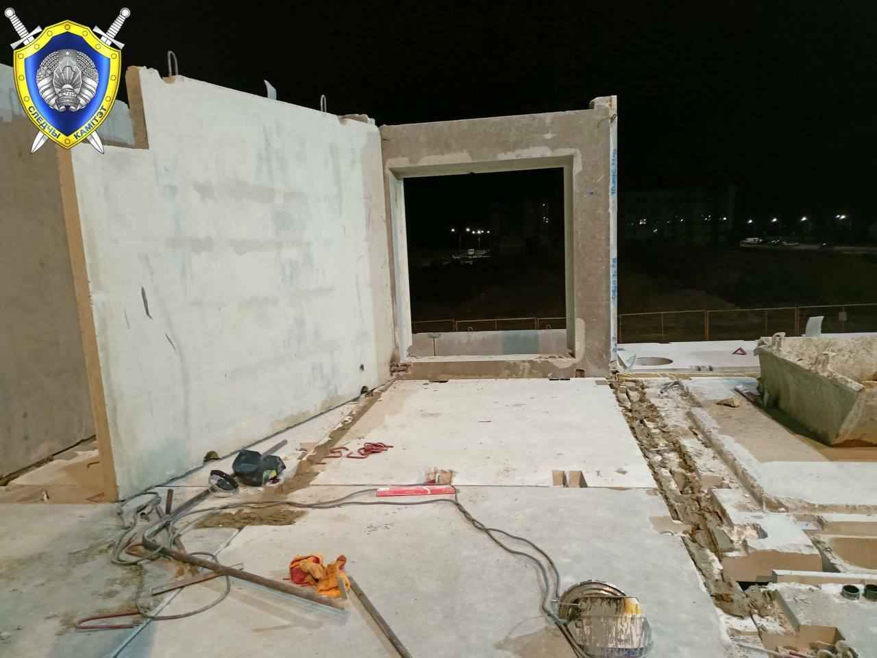 Под Брестом плита упала на рабочих