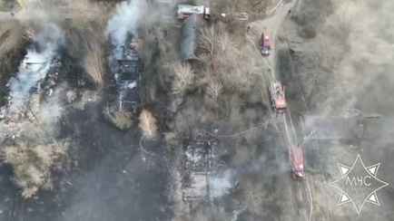 В Пружанском районе загорелась деревня